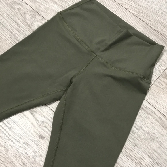 LuluLemon Leggings Workout Women Size 8 Align 2 - Picture 5 of 6